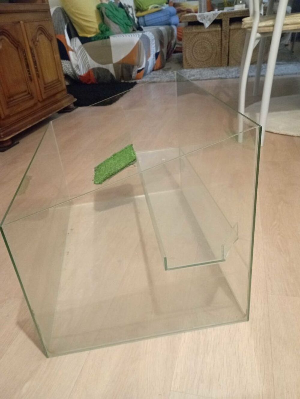 &agrave; vendre aquarium Décoration