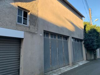  Parking / Garage � vendre 144 m� Valence-d'albigeois