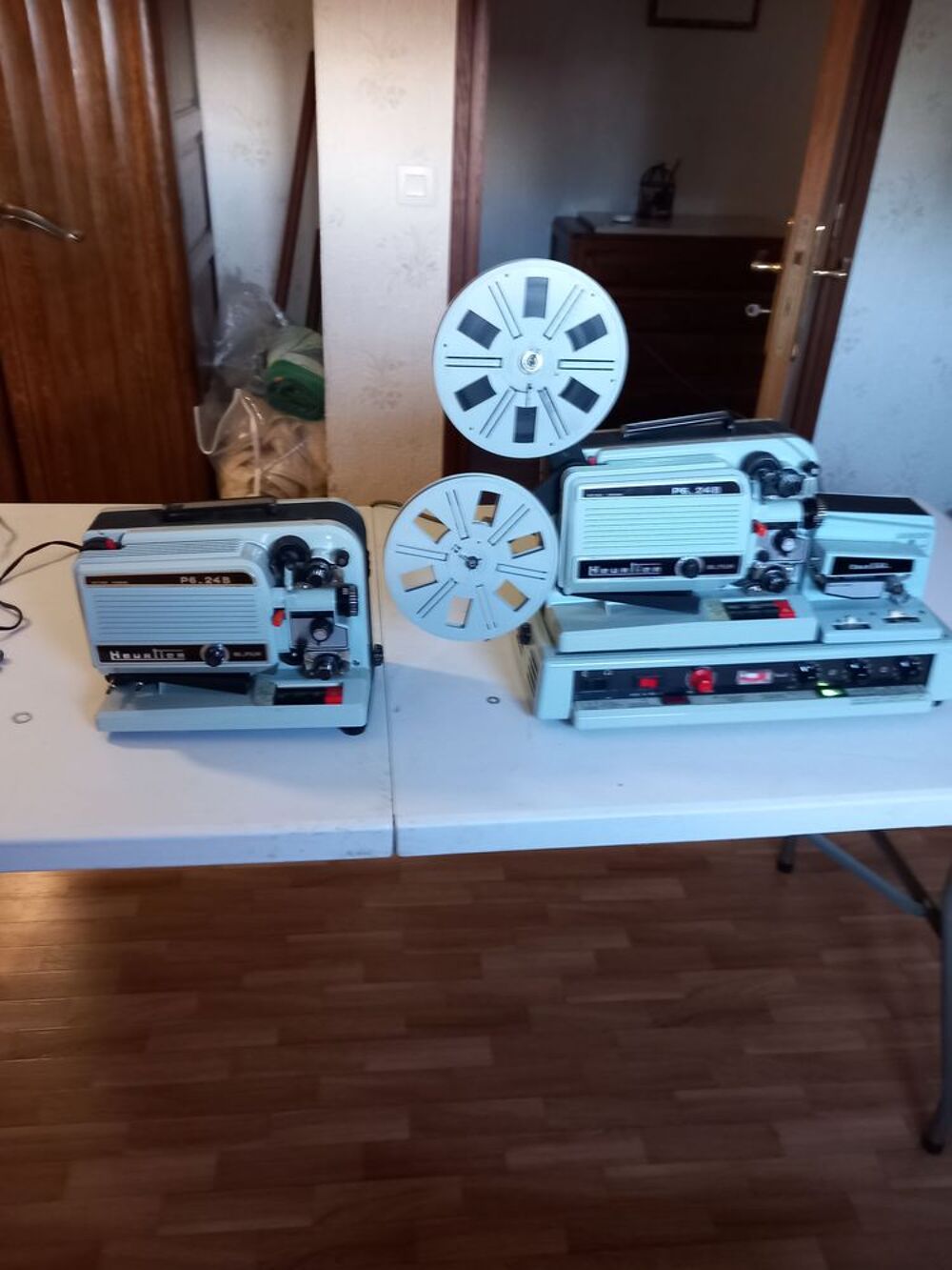 deux projecteurs 8mm et super8 Photos/Video/TV