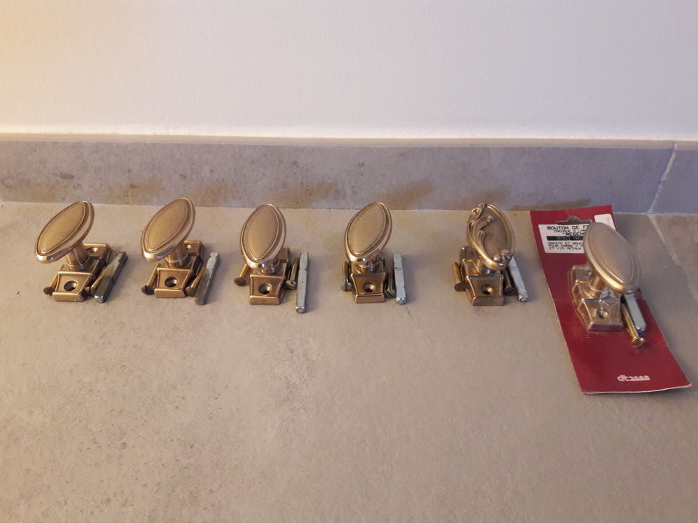 Poign&eacute;es de fen&ecirc;tre bronze Décoration