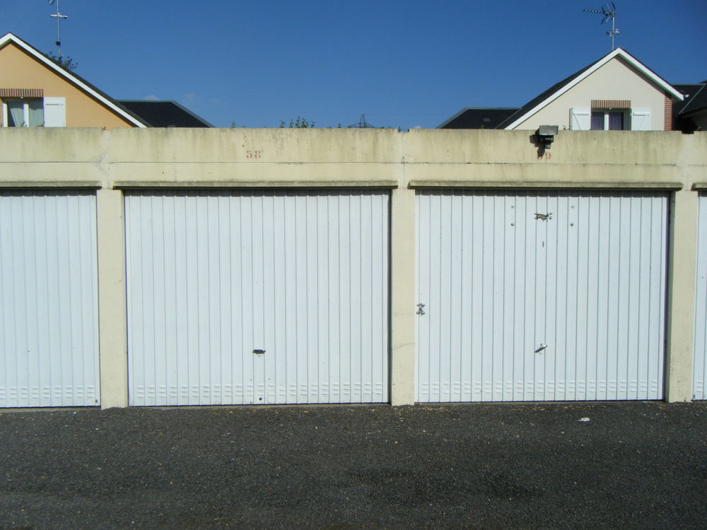 Location Parking/Garage box fermés à Evreux-Nétreville - 62 € cc Évreux