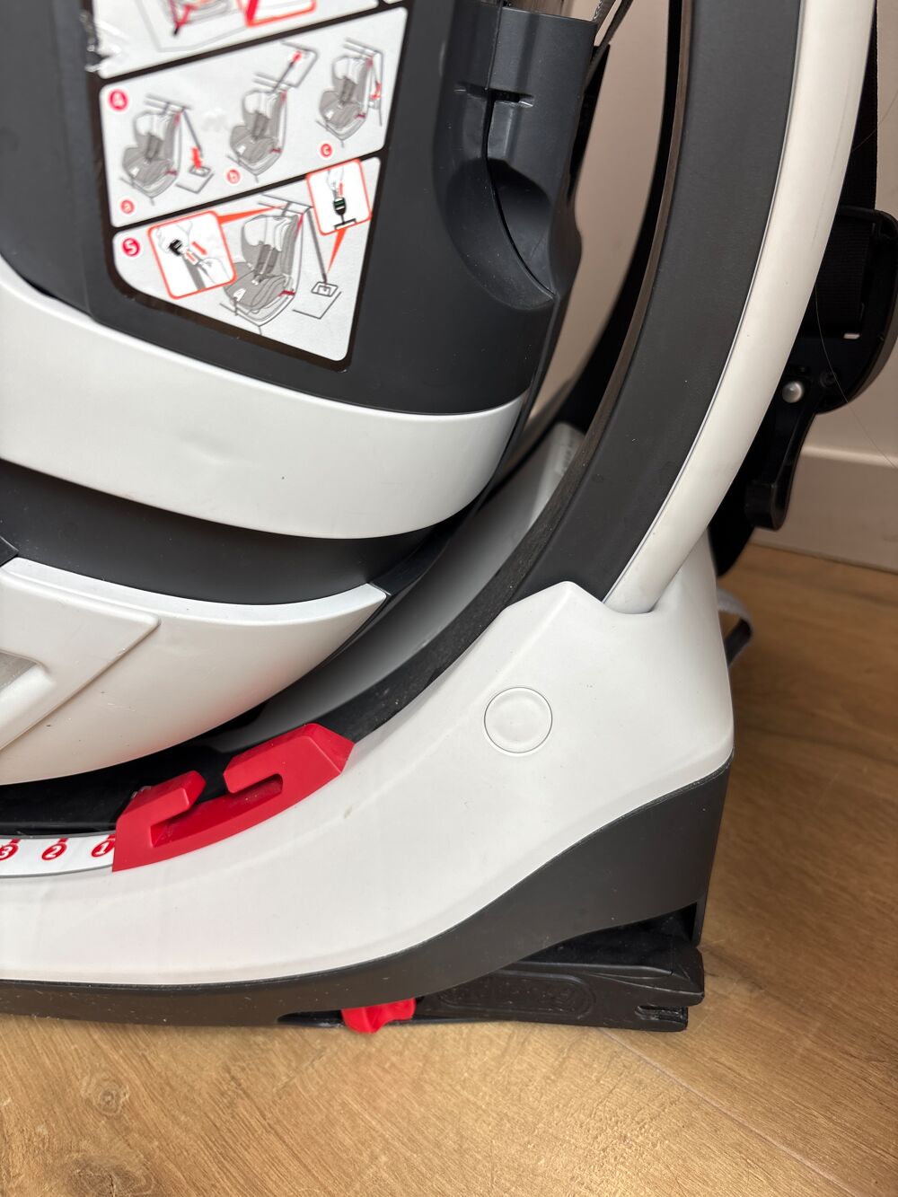 Si&egrave;ge auto CHICCO 0-3ans Pu�riculture