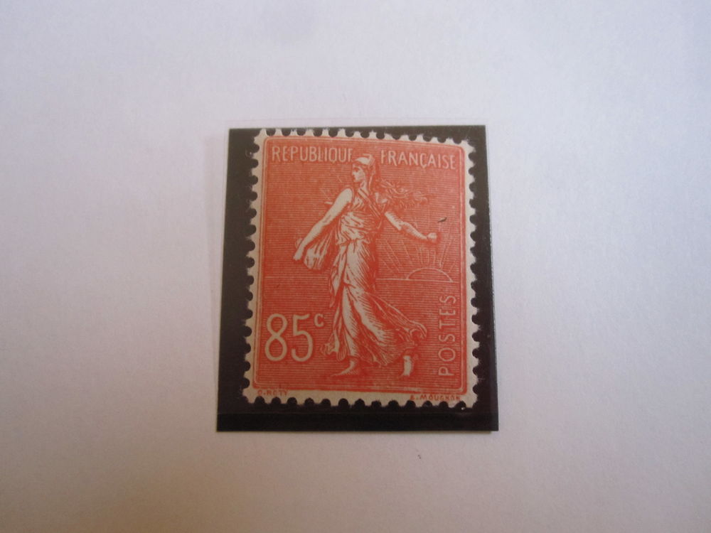 Lot de 2 timbres N&deg; 203 et 204 ann&eacute;e 1924 