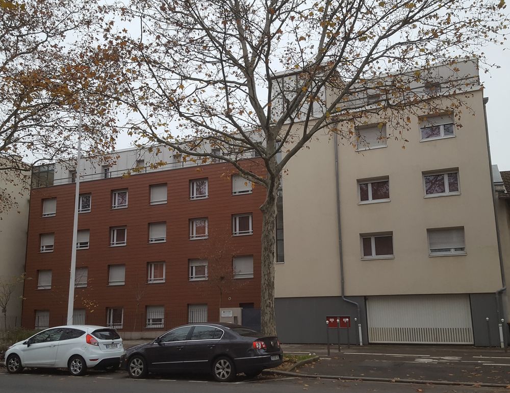 Location Parking/Garage Parking en sous sol Lyon 8