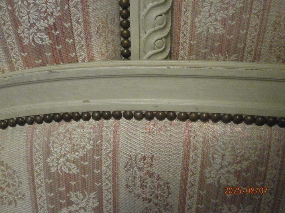 lits jumeaux et chaises Meubles