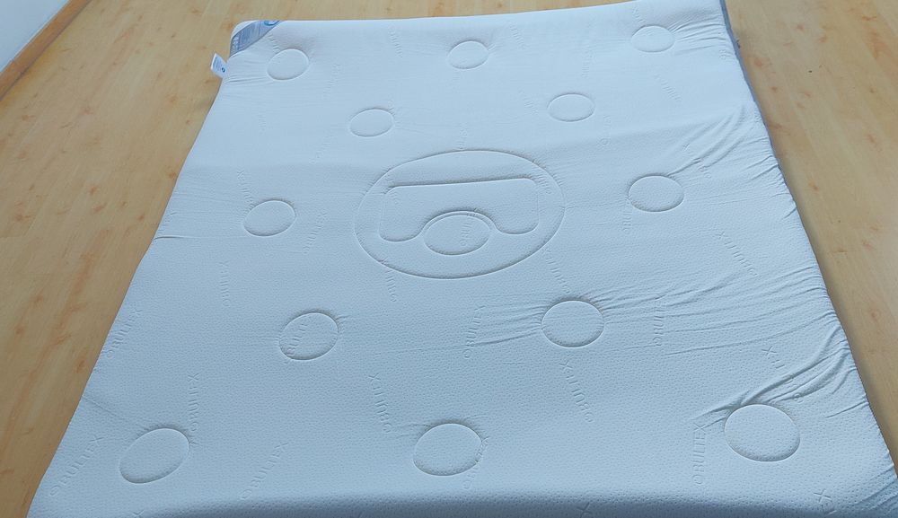 sur-matelas 160 x 200 m&eacute;moire de forme Meubles