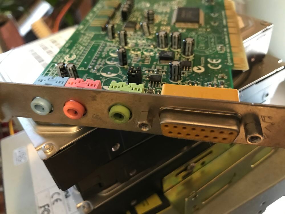 Carte son creative lab model CT4810 Matériel informatique