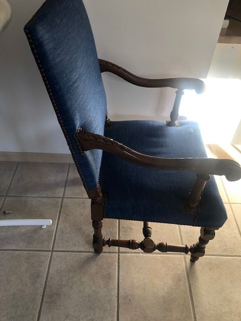 Fauteuil style louis 15 95 Lunel (34)