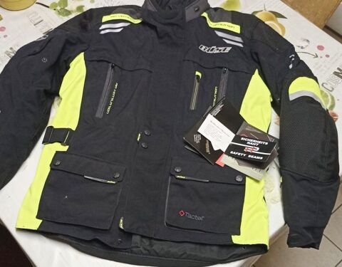 veste moto BSE Highland NEUVE 150 La Fort-du-Parc (27)