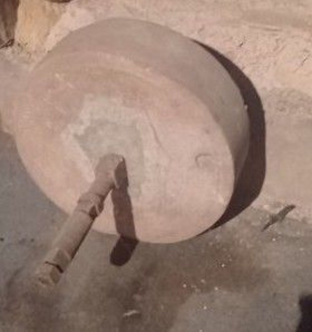 Meule en gr&egrave;s Bricolage