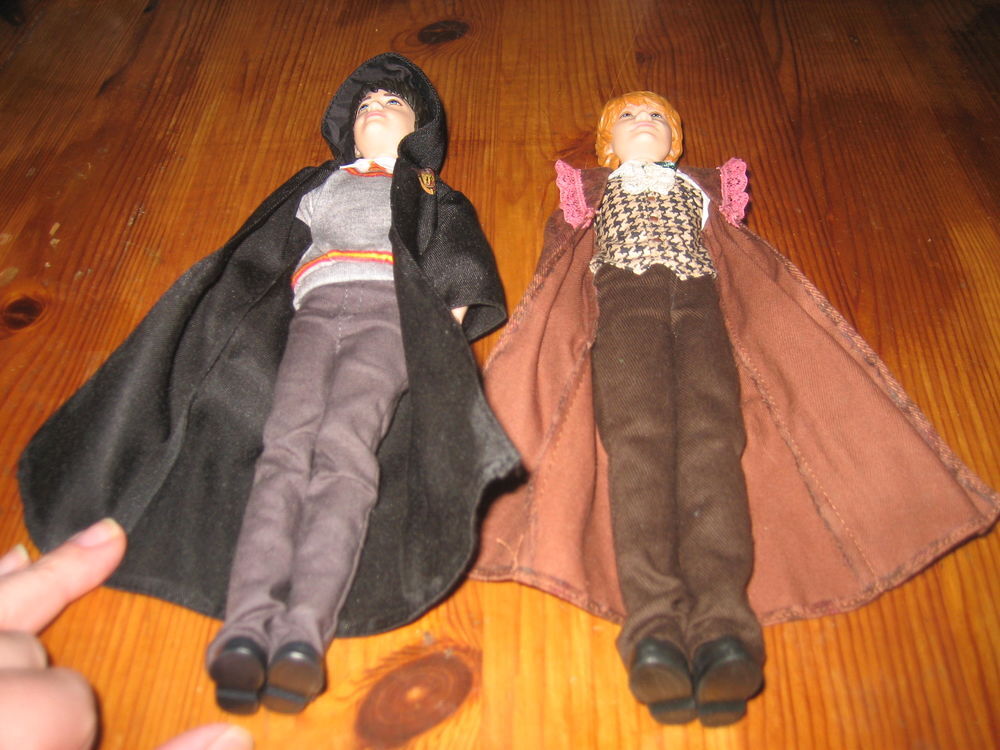 lot 2 poup&eacute;es HARRY POTTER + RON WEASLEY wizarding wolrd MATTEL 2018 Jeux / jouets