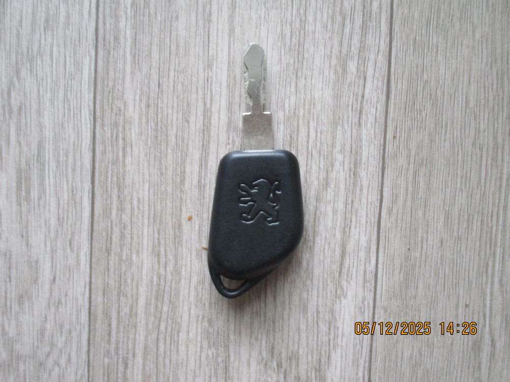 Coque de peugeot 
Bricolage