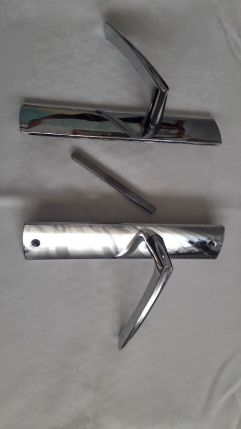 Poign�es de porte
25 Salon-de-Provence (13)