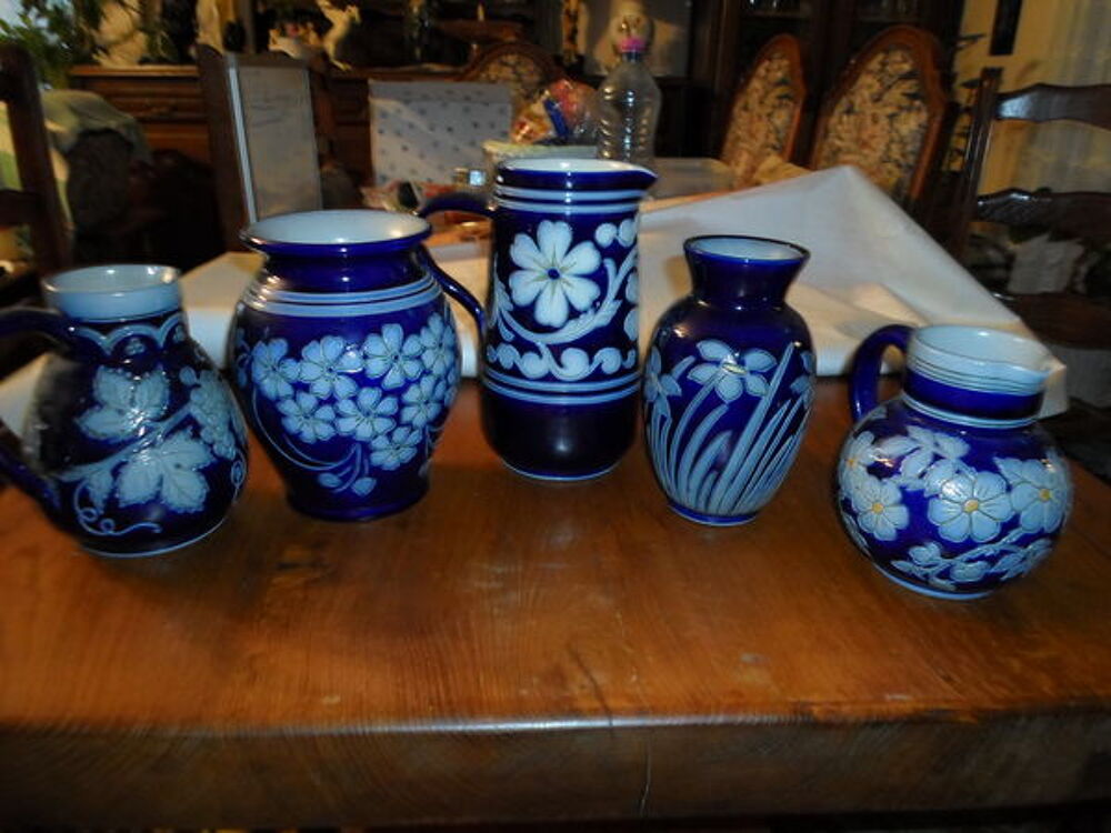 SUPERBE LOT de pichets en gres d alsace certifie signe Décoration