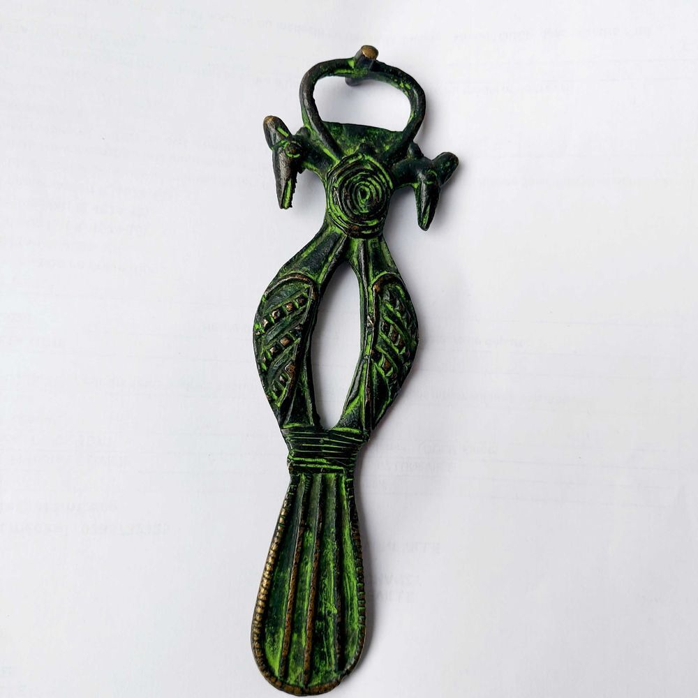 D&eacute;capsuleur en bronze antique 