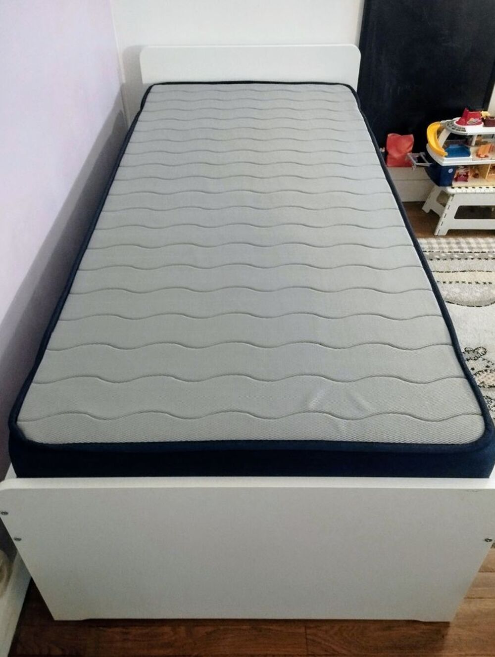 Lit enfant 90x200 avec sommier et matelas Mobilier enfants