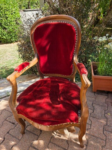 fauteuil sstyle Louis XV du  19è siècle Sassenage (38)