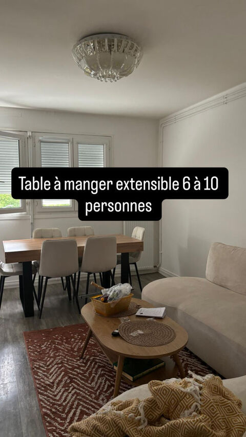 Table de salon comme neuve extensible de 6 �  10 personnes. 300 Nantes (44)