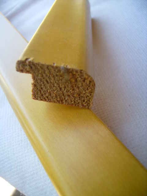 Lot de 17,50 m de baguettes bois placage jaune pour cadres 60 Wolxheim (67)