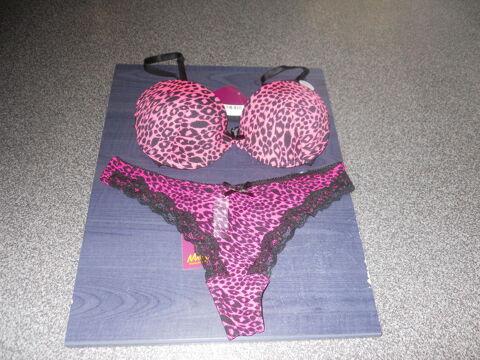 ensemble string soutien gorge neuf 10 Rennes (35)
