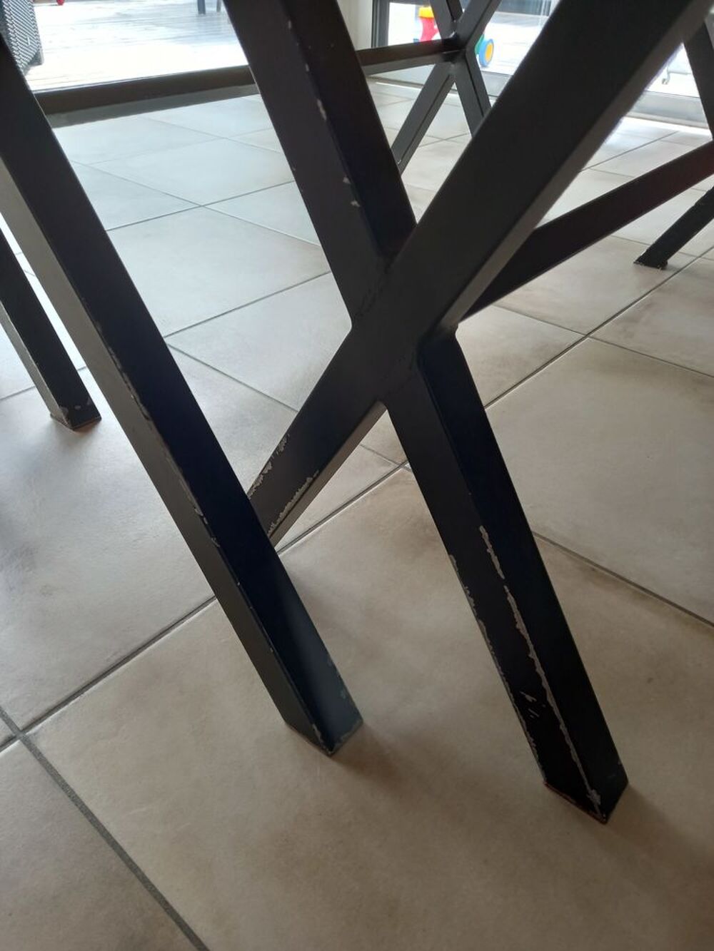 Table et bancs style industriel Meubles