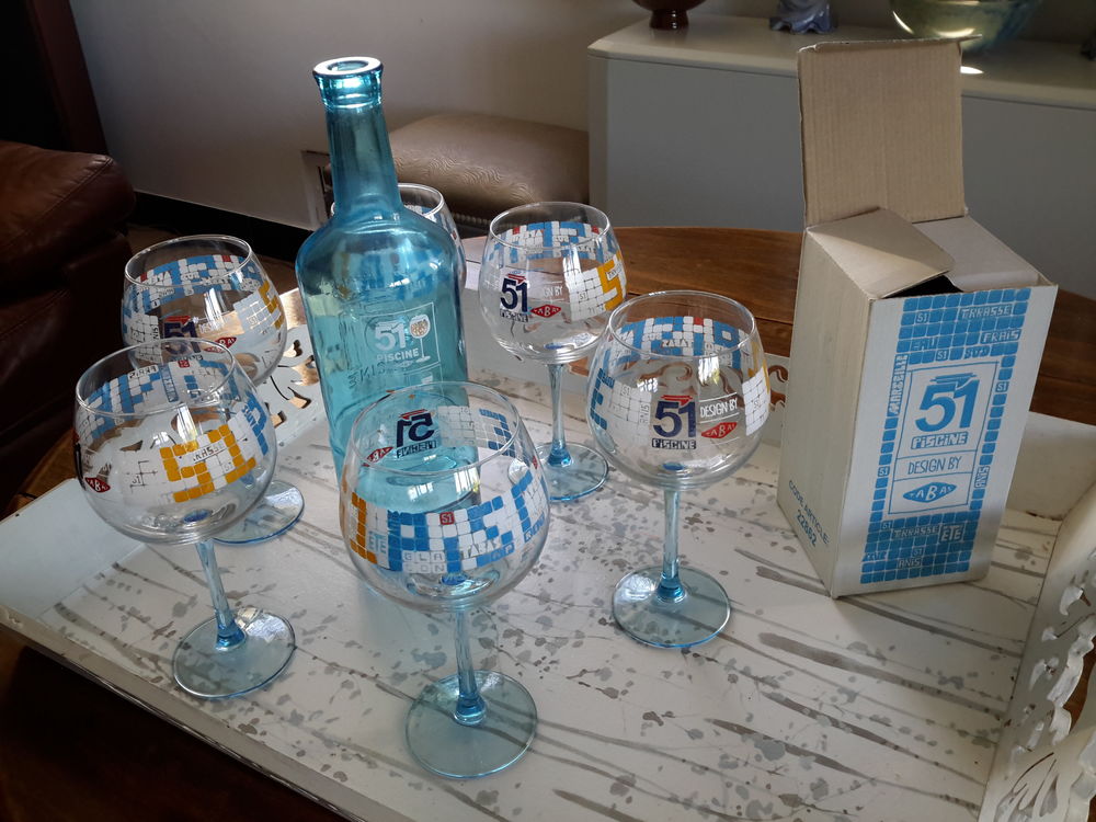 Verres &agrave; Pastis et leur bouteille d'eau Jardin