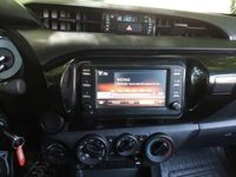 Hilux HILUX X-TRA CAB 4WD 2.4L 150 D-4D LECAP 2022 occasion 38080 Saint-Marcel-Bel-Accueil