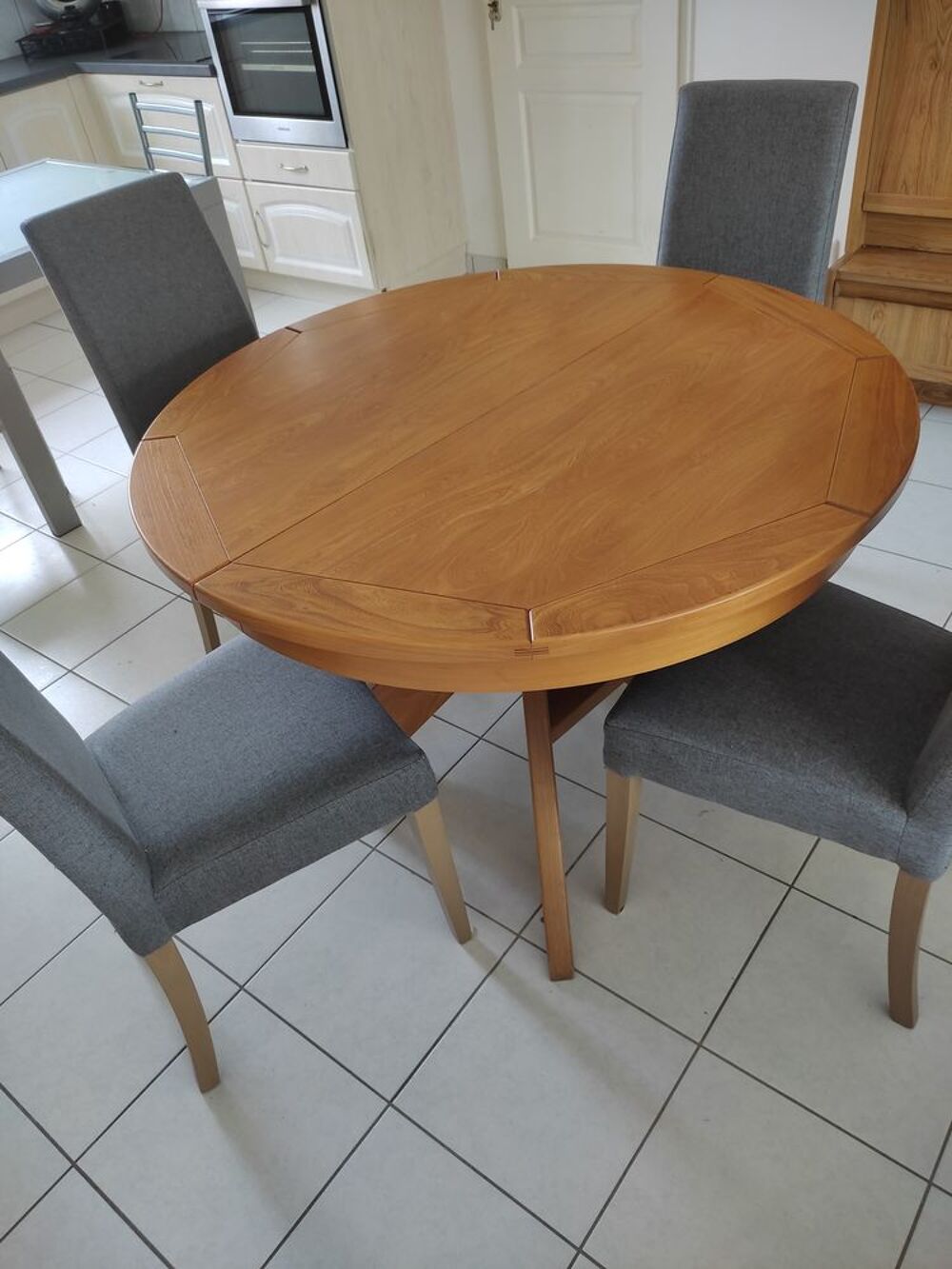 MEUBLE TABLES CHAISES Cuisine