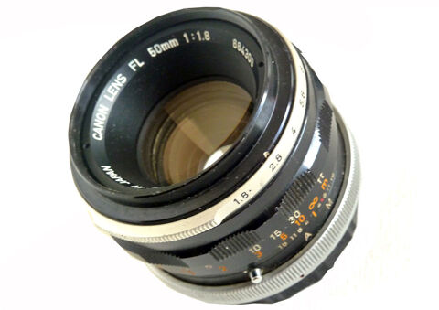 Objectif  CANON. Lens  1: 1,8. / FL 50 mm, noir. 30 Alfortville (94)