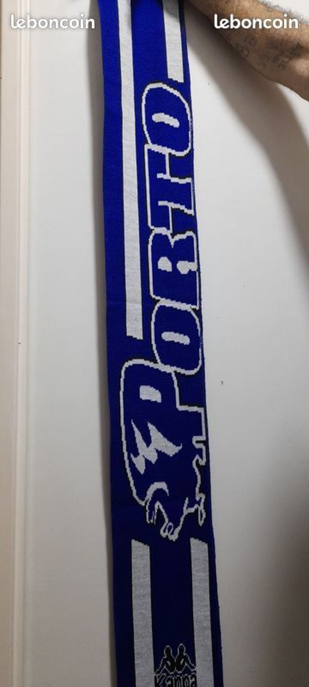 &eacute;charpe FC porto (portugal) toute neuve jamais servie Bricolage