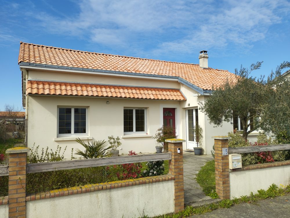 Location Maison Maison individuelle avec jardin + garage au Landreau Le landreau