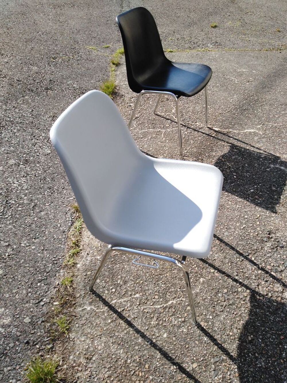   6 chaises coque grise en parfaite tat couleur grise claire 