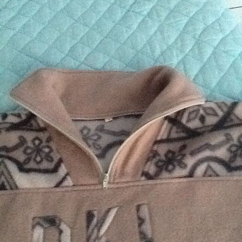 VESTE CHAUDE FEMME - taille 46/48 Vêtements