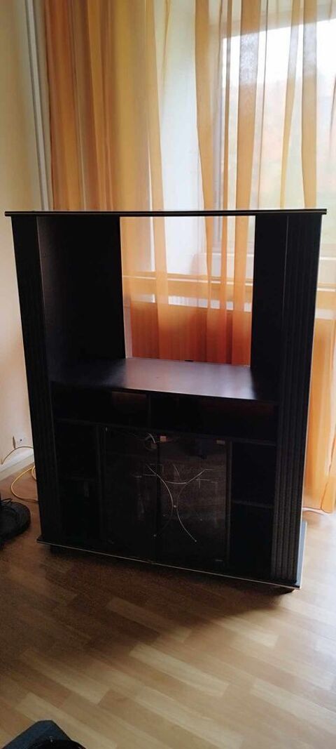 Meubles, luminaires et TV 1 Civrac-de-Blaye (33)