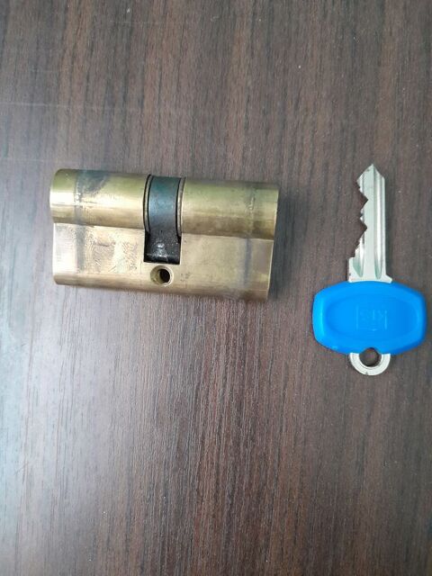 Cylindre de serrure. 5 Servian (34)