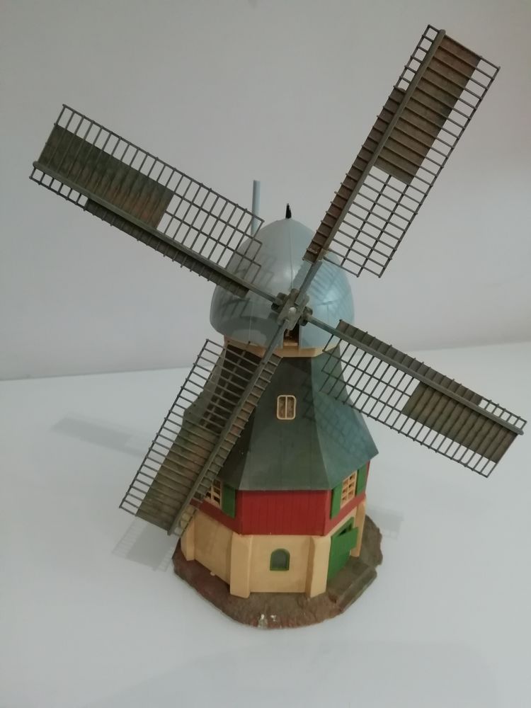 Faller Moulin à Modélisme - Kit De Construction 298 Pièces - Maquette Ferroviaire H0 - À Partir De 14 Ans - Colle Non Incluse