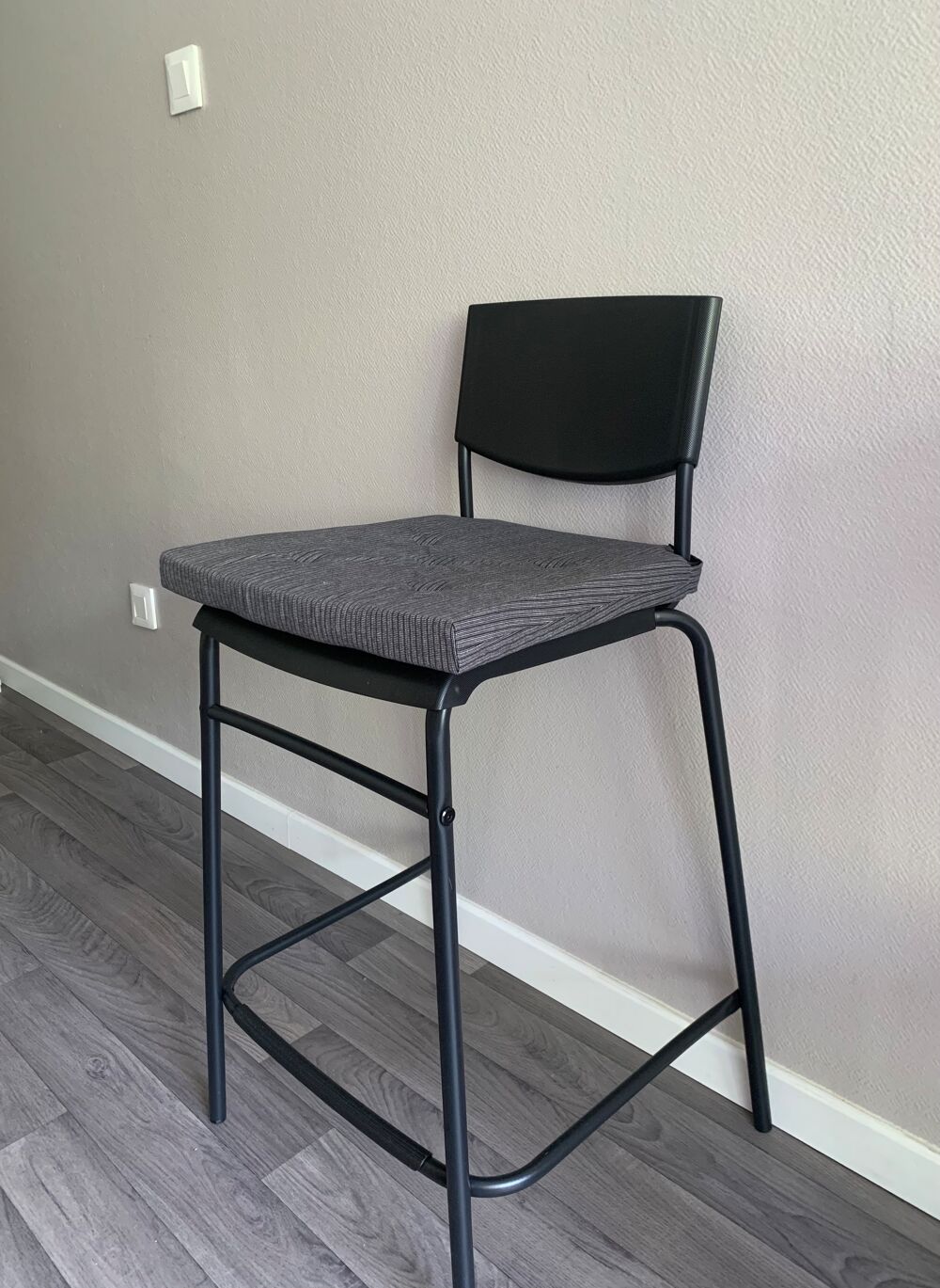 2 Chaises de bar, IKEA "STIG" + coussins d'assis Meubles