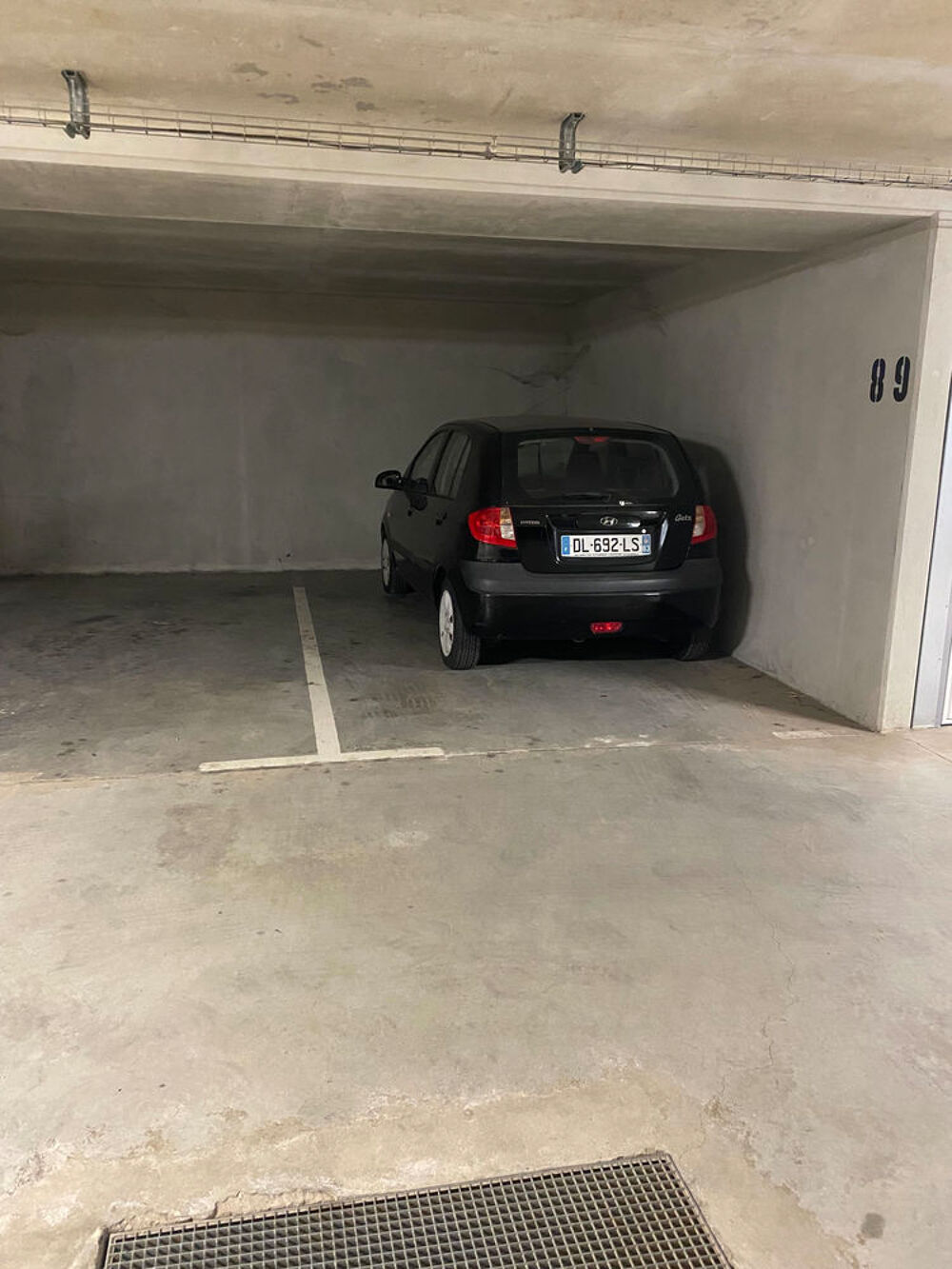 Location Parking/Garage place de parking en sous-sol Fréjus