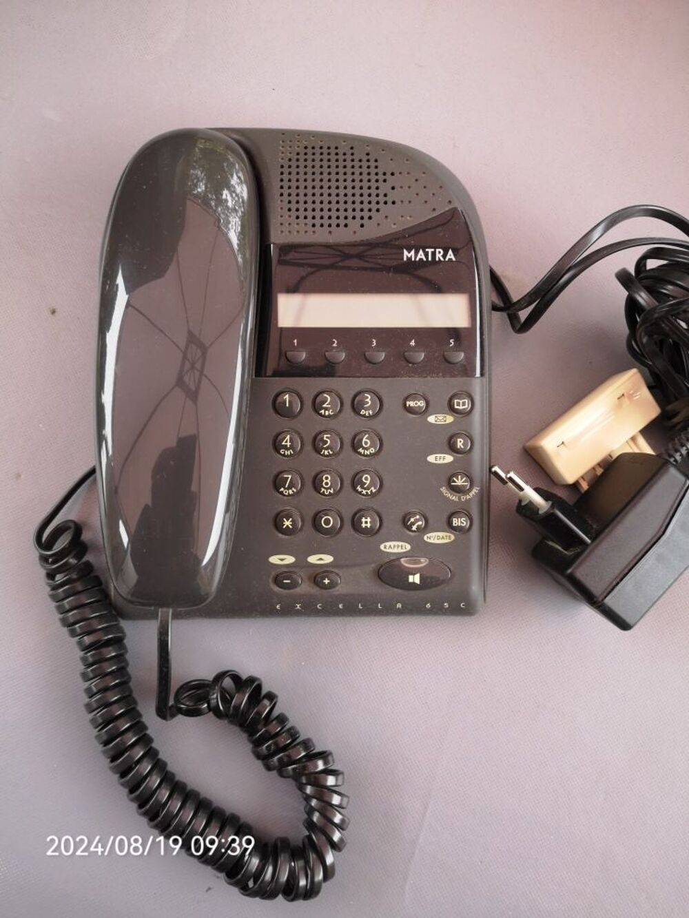 T&eacute;l&eacute;phone fixe MATRA Tlphones et tablettes
