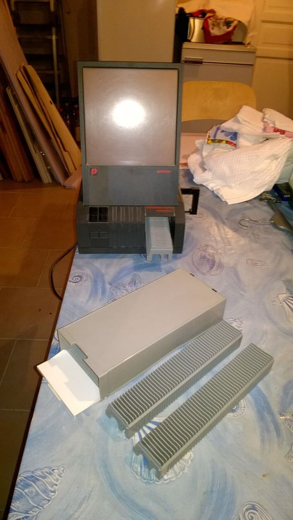 Lot de 29 boites Classeur/Chargeur diapo Photos/Video/TV