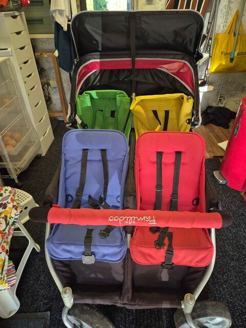 Poussette 4 places familidoo 450 Le Rheu (35)