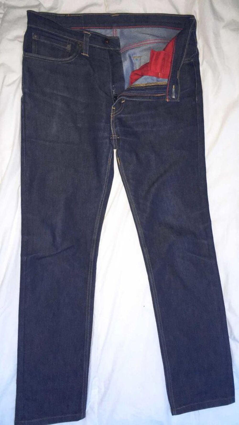 Jean Levis Strauss bleu tres bon &eacute;tat taille 34/34 Vêtements