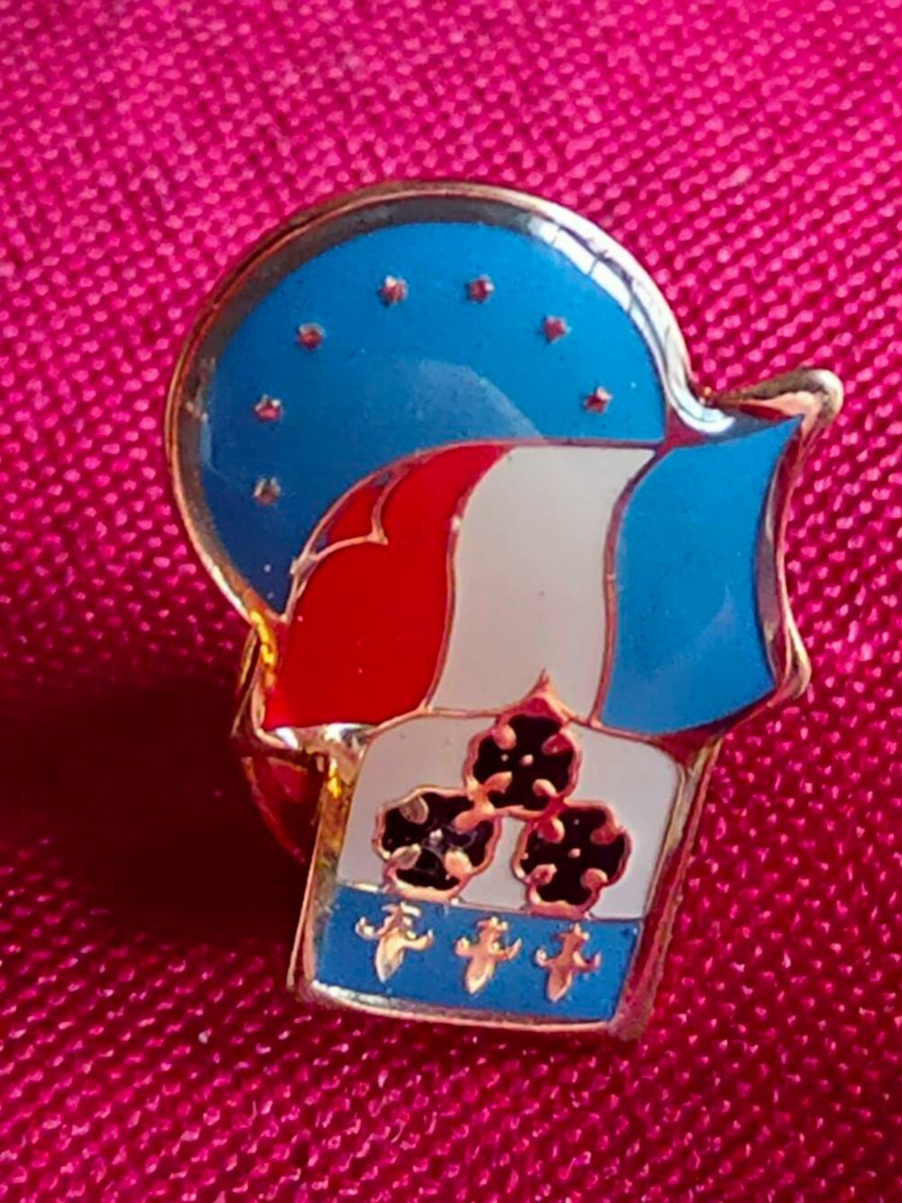 Pin's flamme 