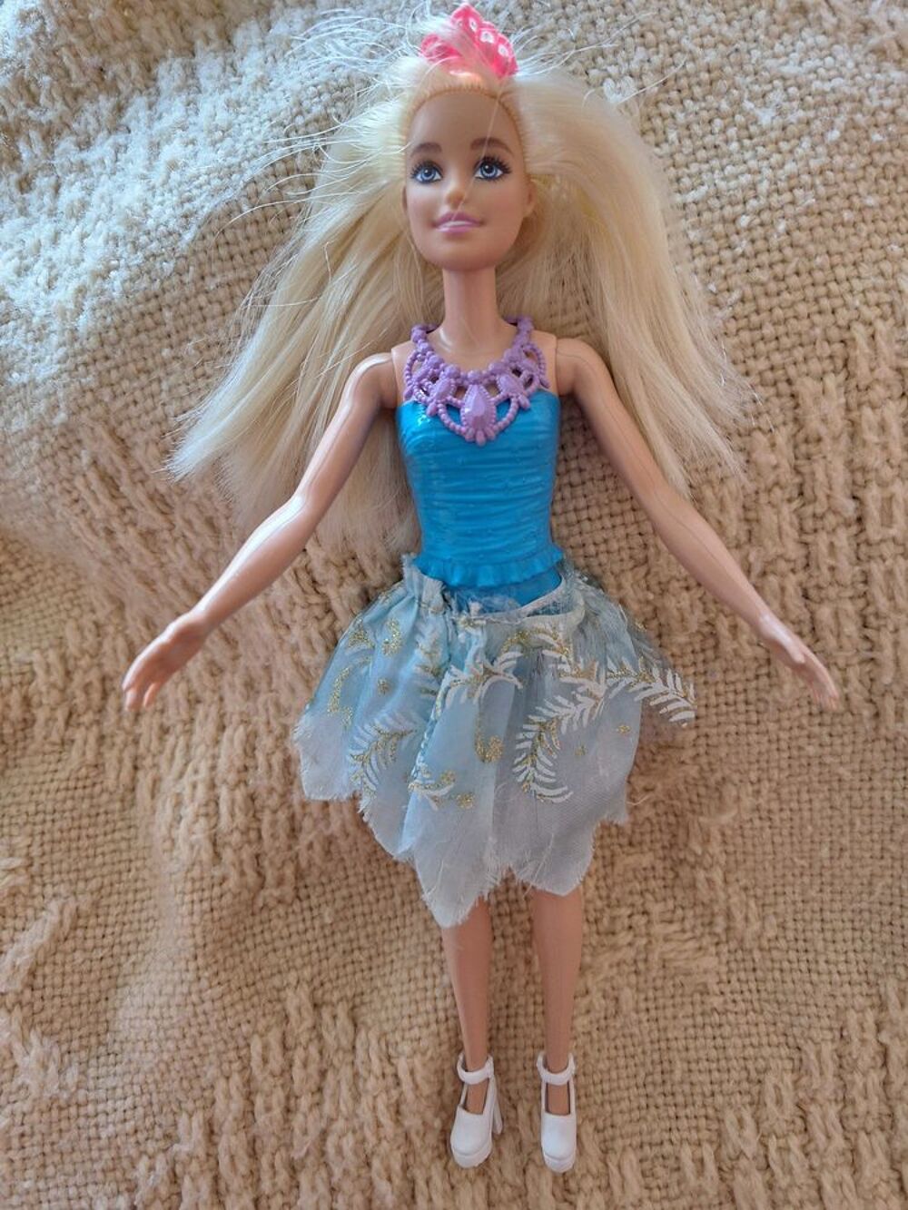 5 poup&eacute;es Barbie Jeux / jouets