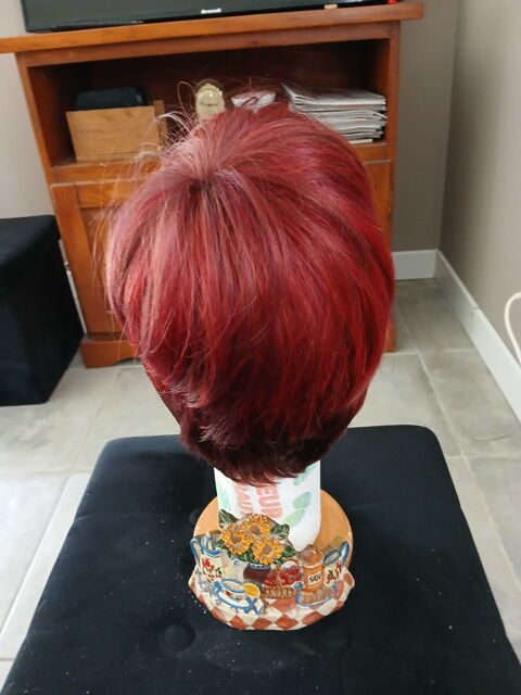 PERRUQUE TRS ROUGE SYNTHTIQUE NEUVE 150 Montpellier (34)