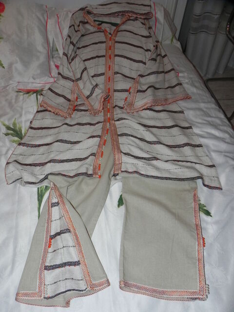 Ensemble Djellaba  pantalon 40 Saint-tienne (42)