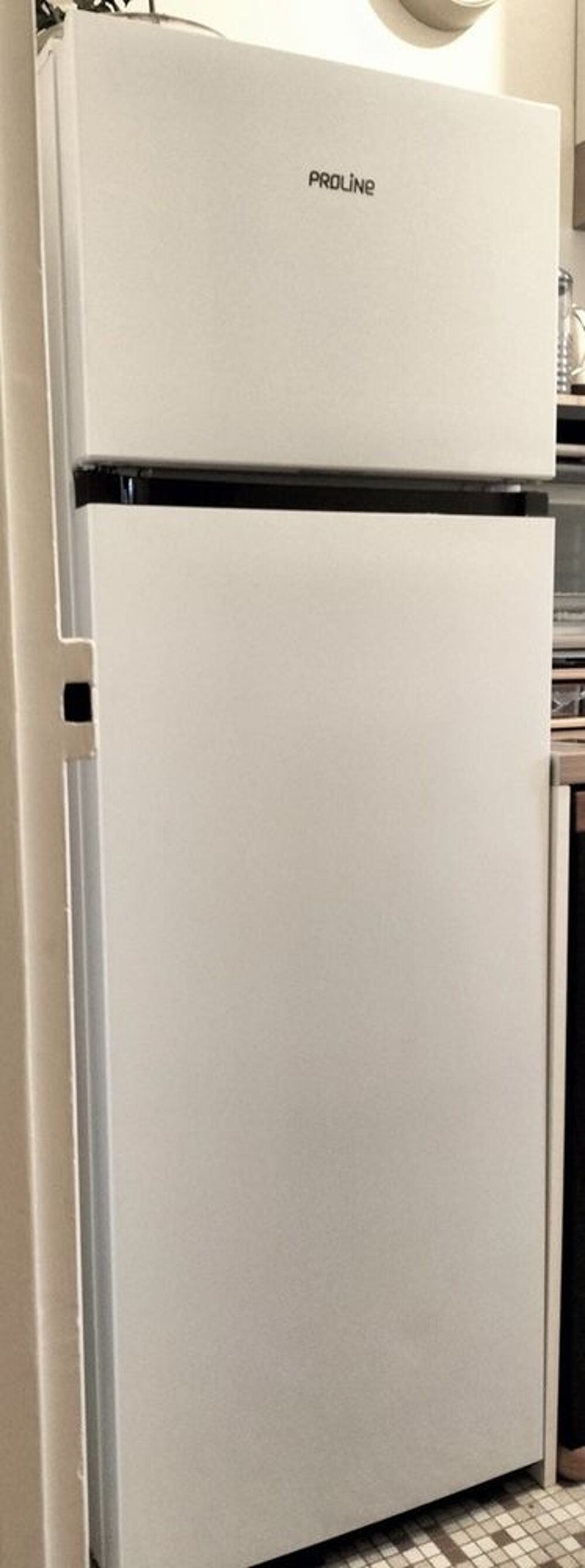 R&eacute;frig&eacute;rateur cong&eacute;lateur Proline
Electroménager