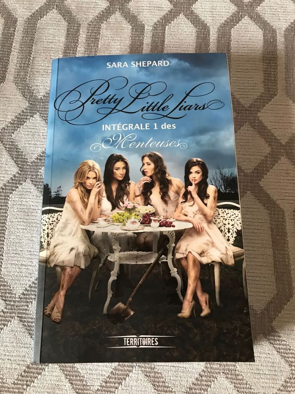 Pretty Little Liars L'int&eacute;grale1 Les Menteuses Sara Shepard Livres et BD
