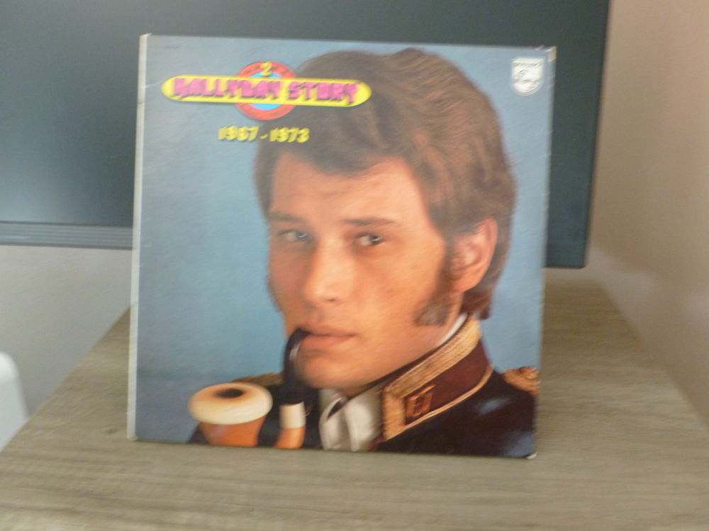 LOT DE 8 disques 33 tours .JOHNNY HALLYDAY Audio et hifi
