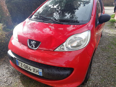 Peugeot 107 1.0e 12V 68ch BLUE LION Trendy